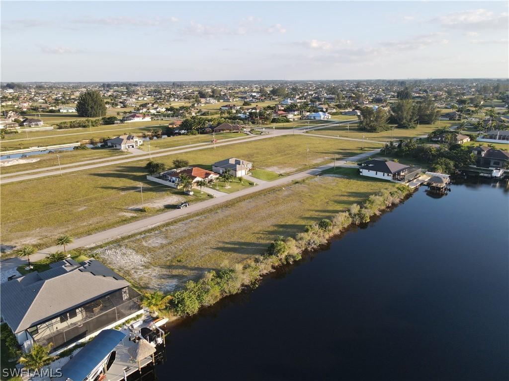 1224 NW 40th Pl., Cape Coral, FL 33993