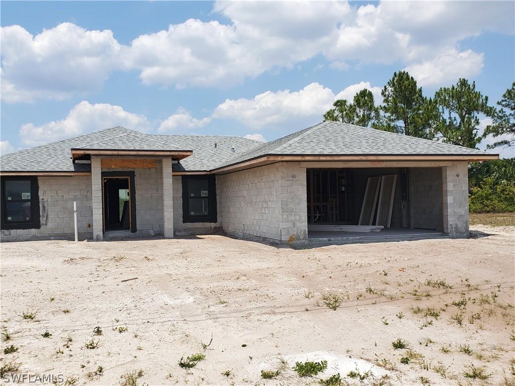 619 NW 8th Ter., Cape Coral, FL 33993