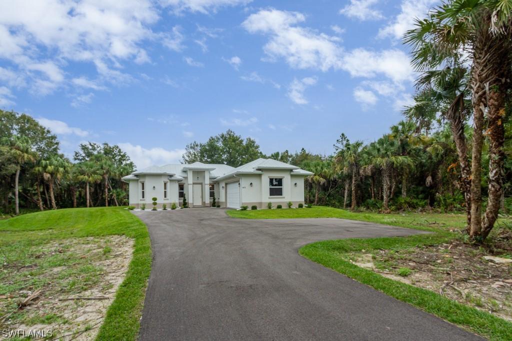 4875 20th Ave., Naples, FL 34117