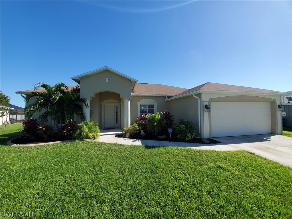 1713 NW 14th Pl., Cape Coral, FL 33993