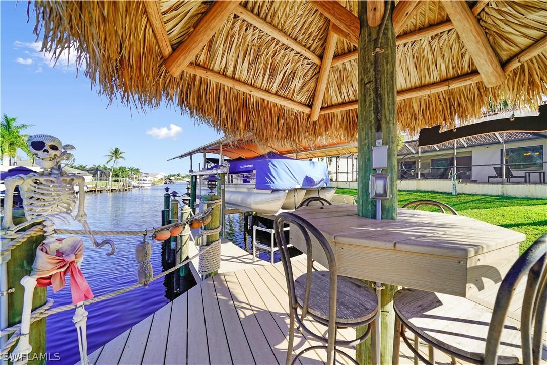 135 SW 57th Ter., Cape Coral, FL 33914