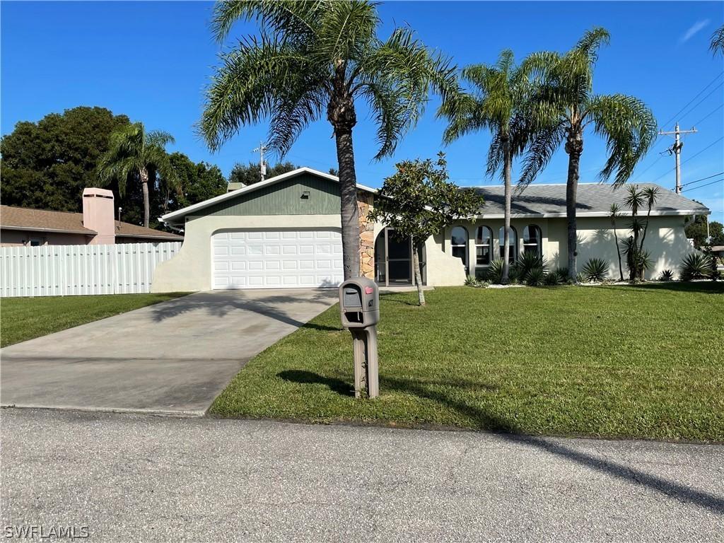 627 SE 22nd St., Cape Coral, FL 33990