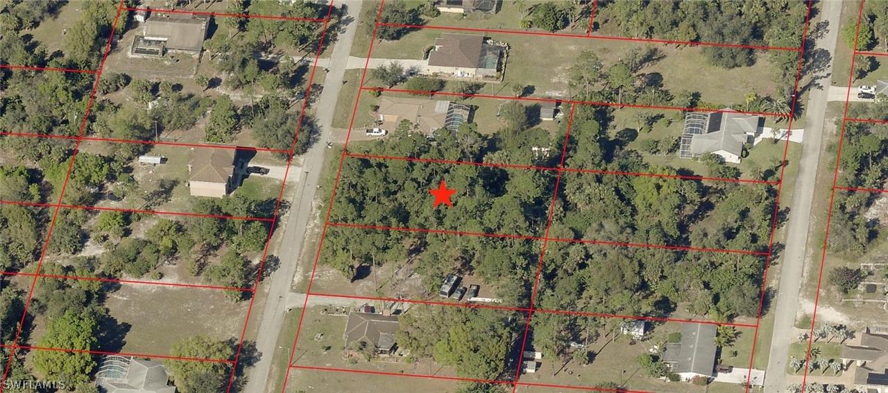 612 Glenn Ave., Lehigh Acres, FL 33972