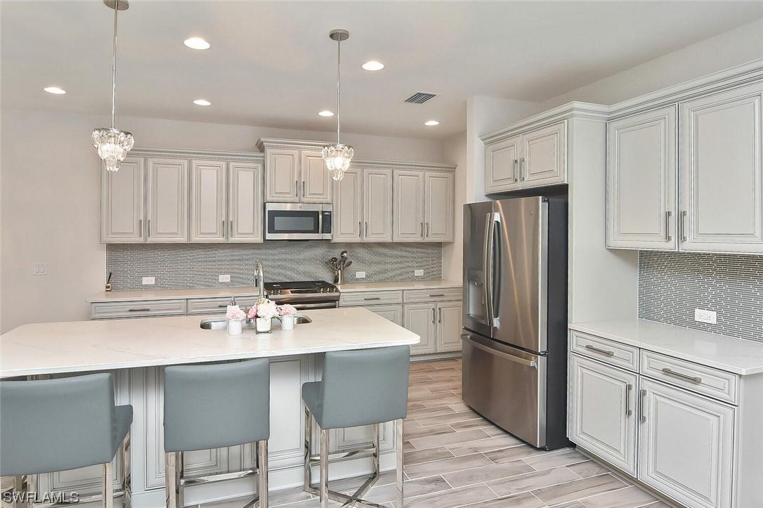 11556 Grey Egret Cir., Fort Myers, FL 33966