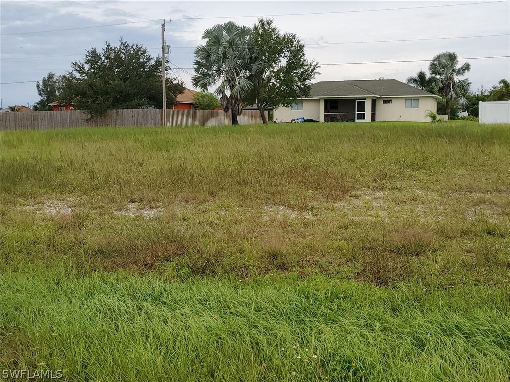 1810 NE 3rd Ave., Cape Coral, FL 33909