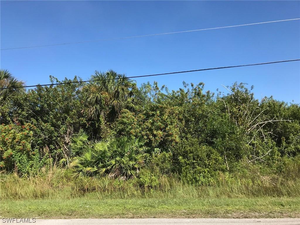 22nd Ave., Naples, FL 34120