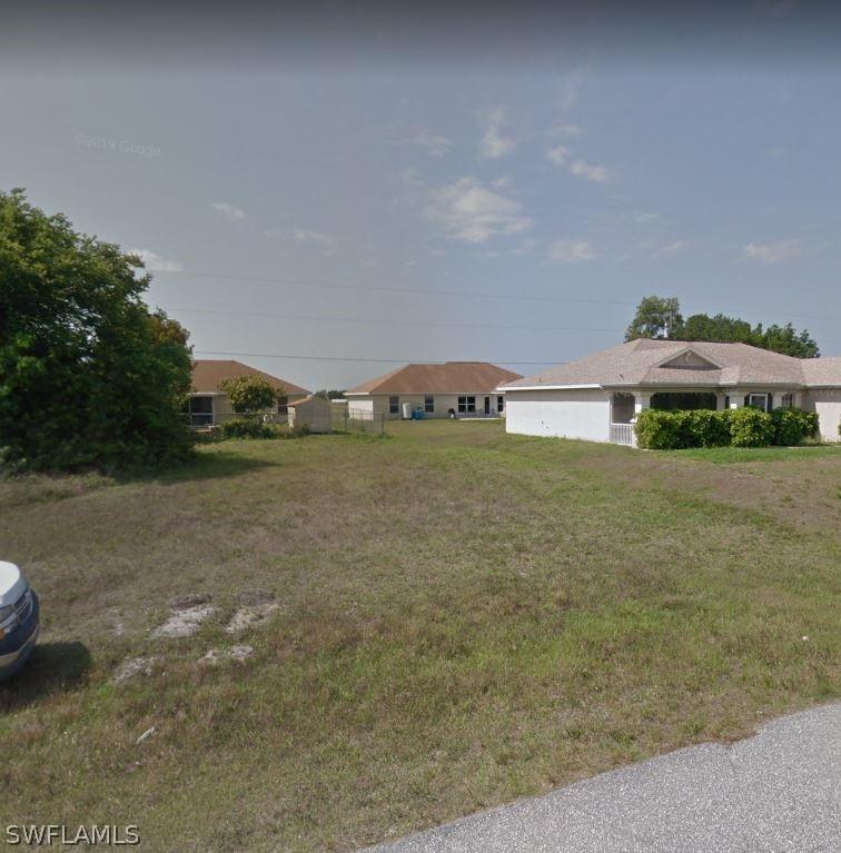 2052 NE 20th Ter., Cape Coral, FL 33909