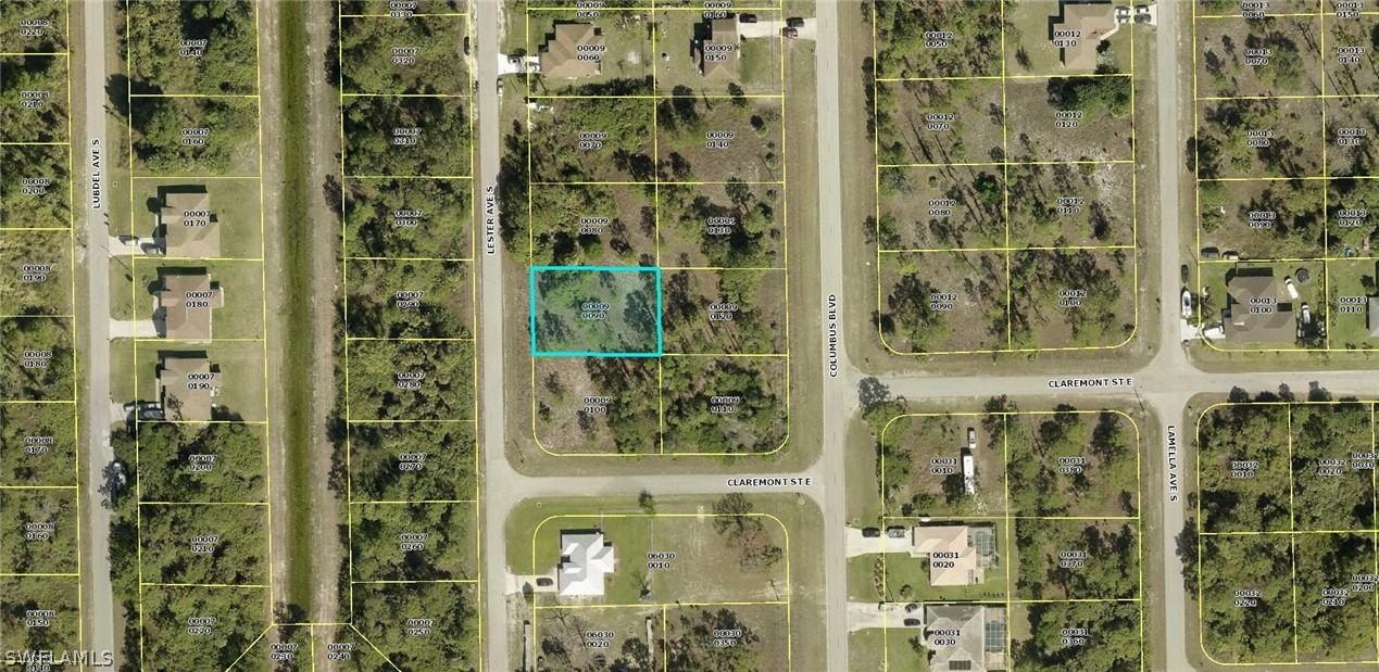 327 Lester Ave., Lehigh Acres, FL 33974