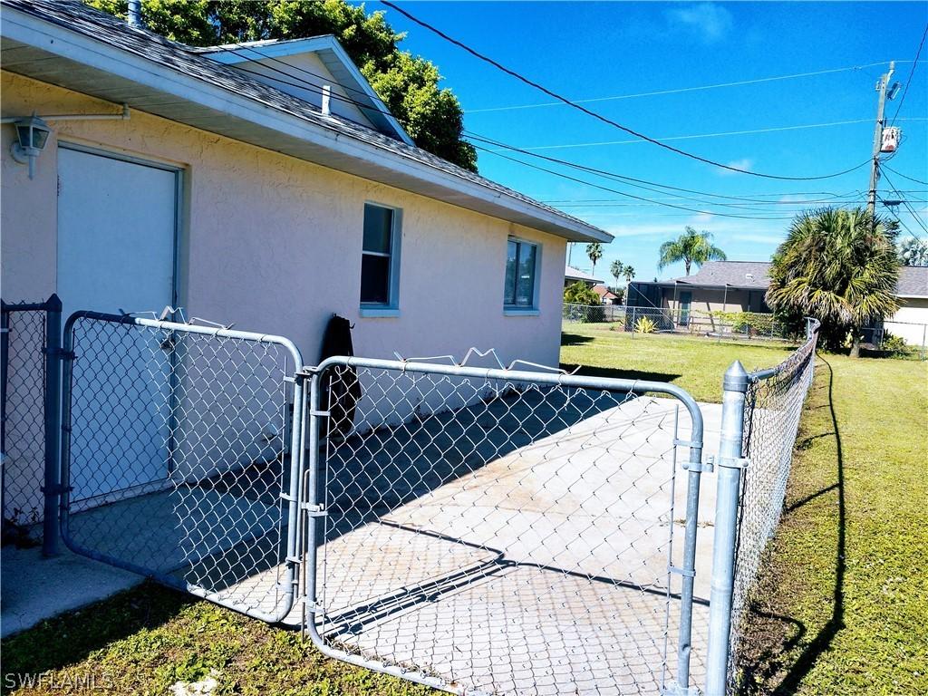 707 SW 36th St., Cape Coral, FL 33914