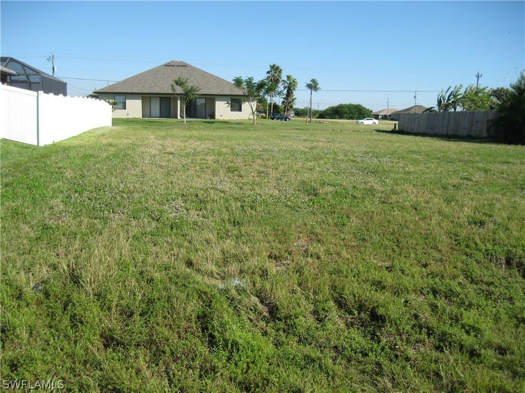 1411 NE 7th Pl., Cape Coral, FL 33909
