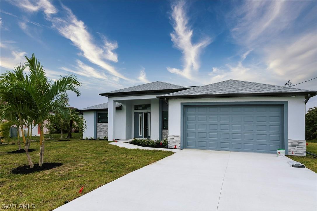 435 NE 8th Ter., Cape Coral, FL 33909