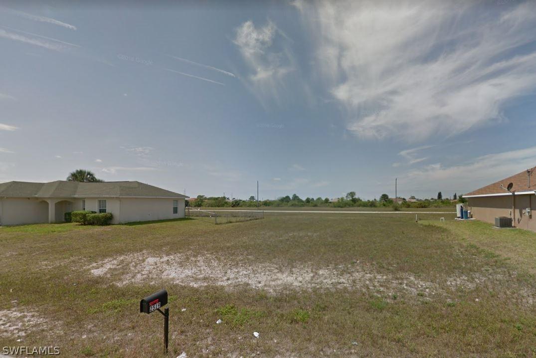 2518 NE 6th Pl., Cape Coral, FL 33909