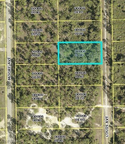 13 Louis Ave., Lehigh Acres, FL 33936