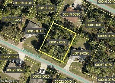 4652 30th St., Lehigh Acres, FL 33973