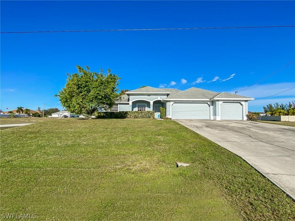 1825 NW 12th Ter., Cape Coral, FL 33993