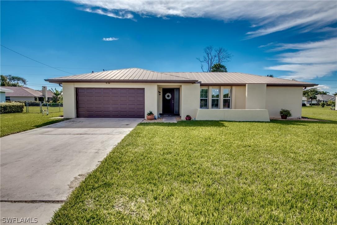 1521 Canal St., Lehigh Acres, FL 33936