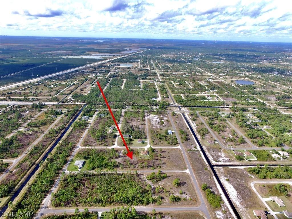 1048 Maura Ave., Lehigh Acres, FL 33974