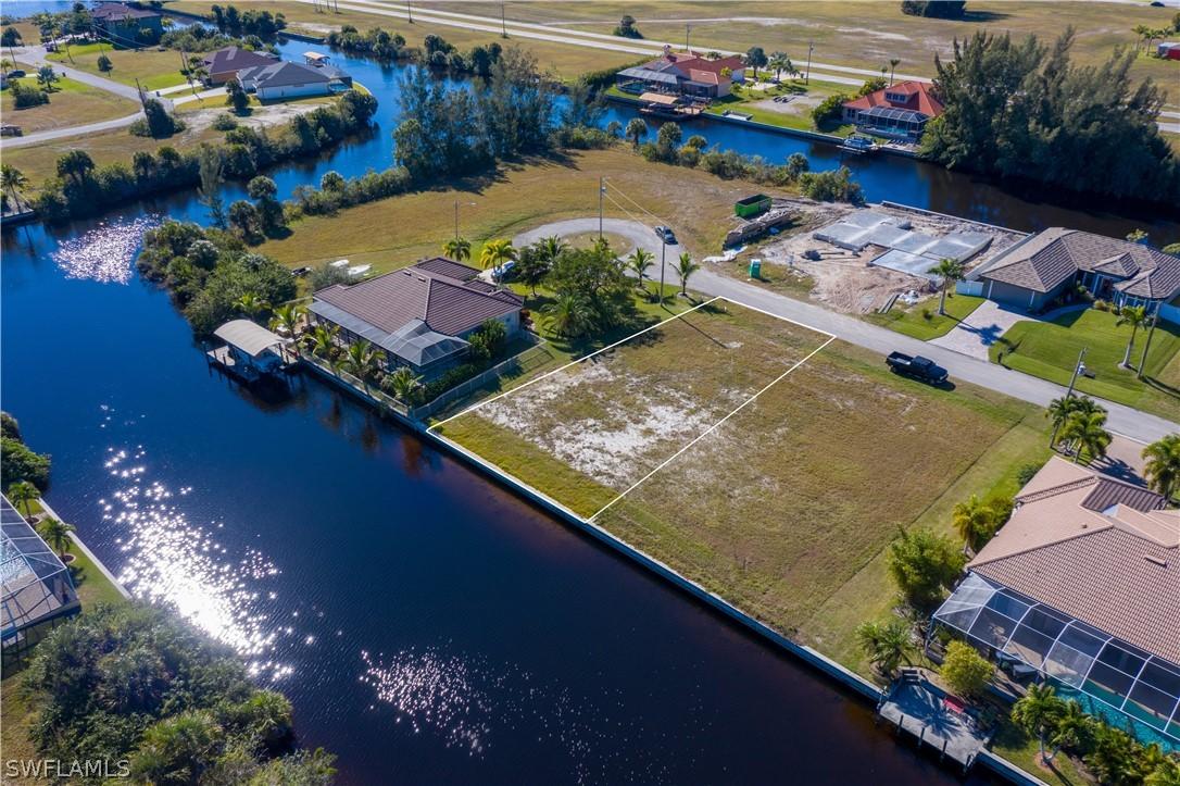 2327 NW 39th Ave., Cape Coral, FL 33993