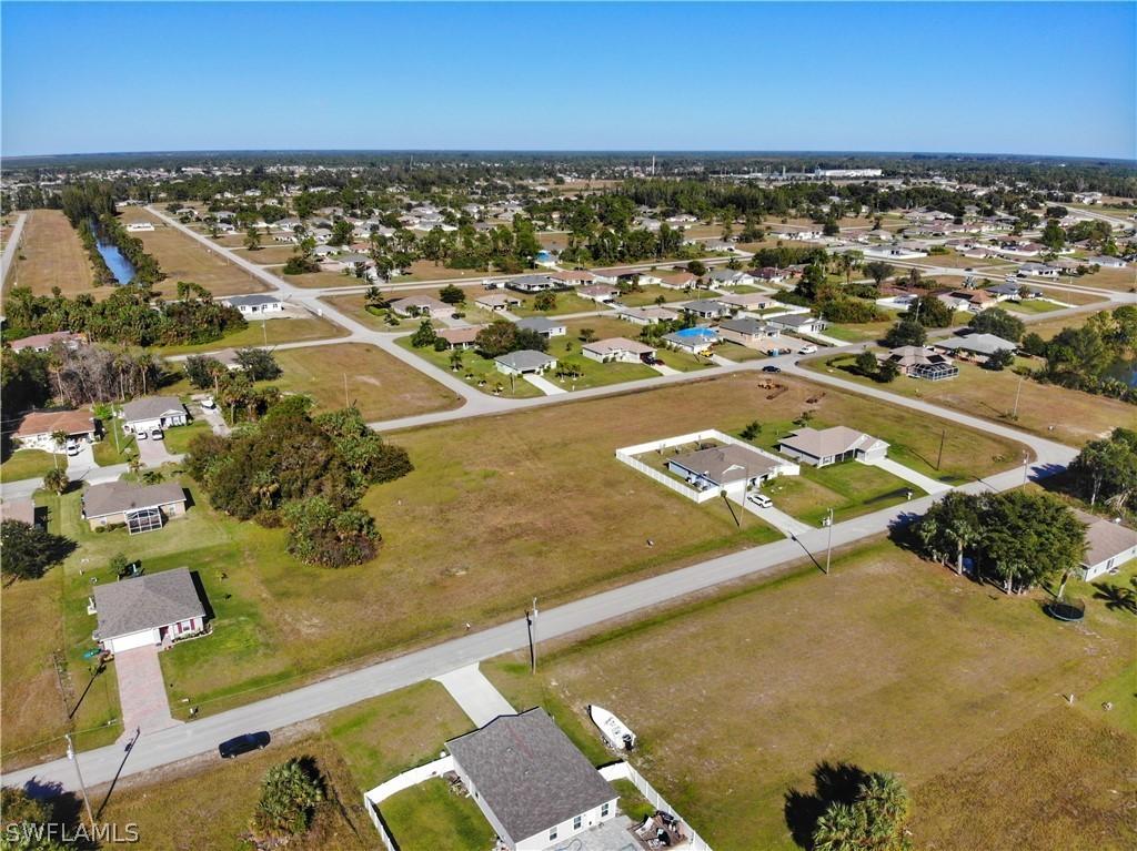 1443 NE 33rd Ter., Cape Coral, FL 33909