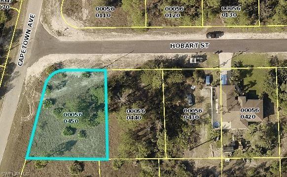 1016 Hobart St., Lehigh Acres, FL 33974