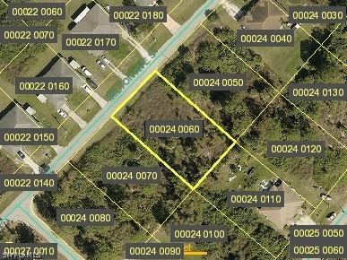 2421 Milton Ave., Lehigh Acres, FL 33973