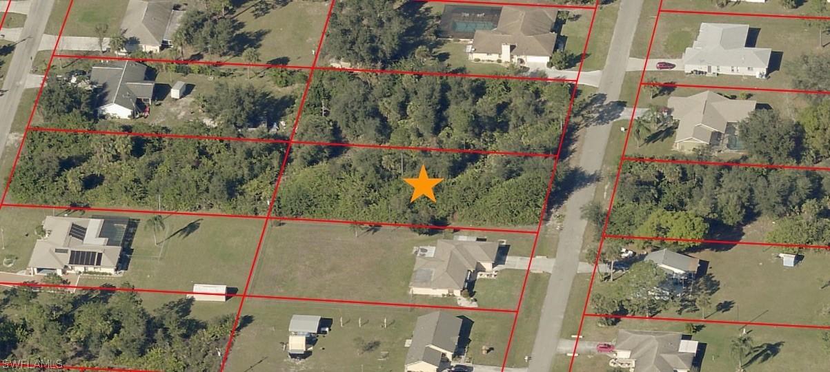 607 Calvin Ave., Lehigh Acres, FL 33972