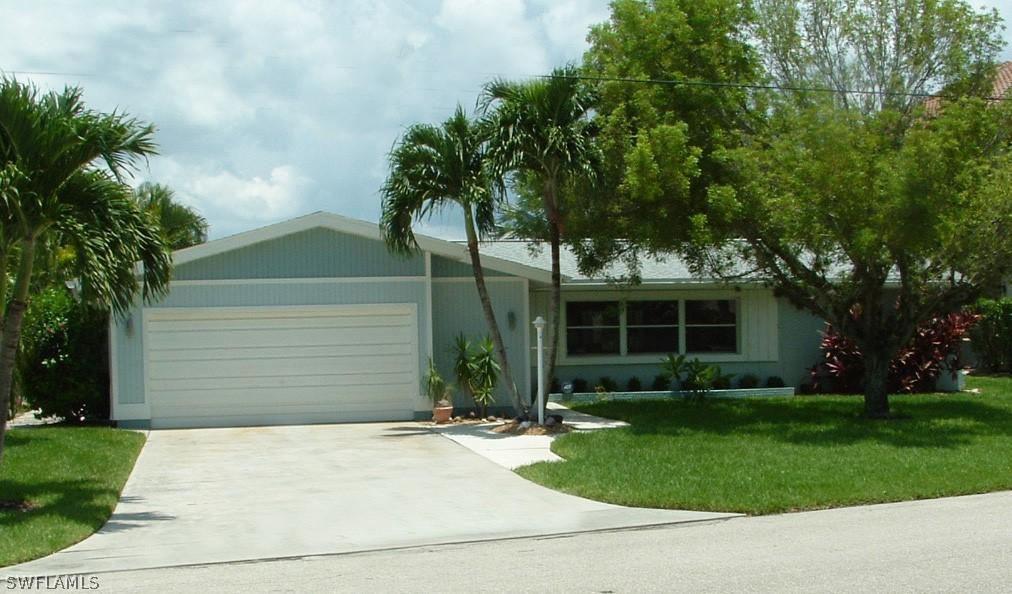 1633 Edith Esplanade, Cape Coral, FL 33904