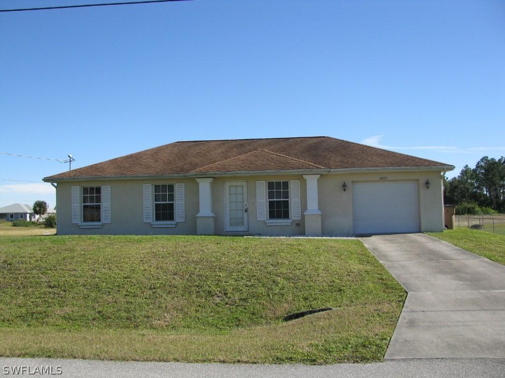 2404 Concord Ave., Lehigh Acres, FL 33971