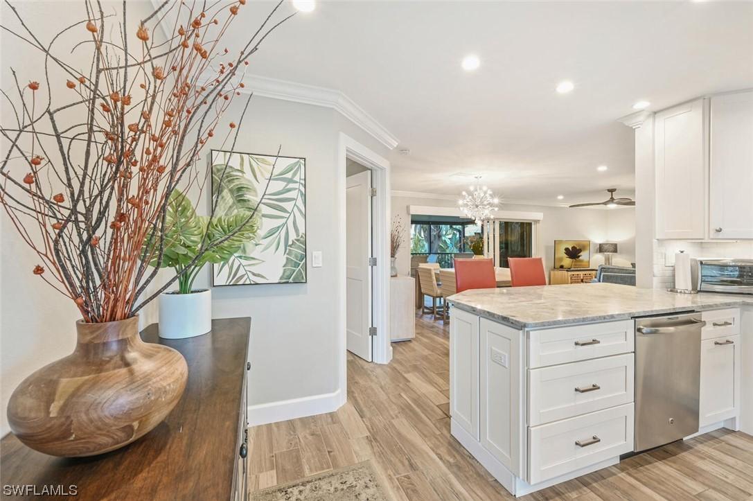 300 Palm Dr. ##2, Naples, FL 34112