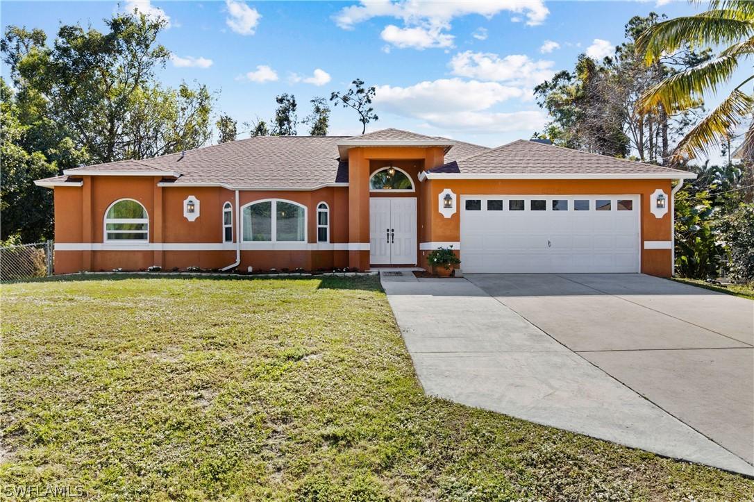 8104 Harrisburg Dr., Fort Myers, FL 33967