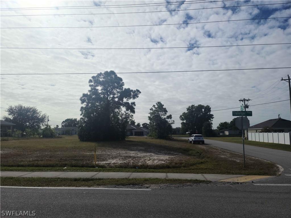 208 SW Trafalgar Pkwy., Cape Coral, FL 33991