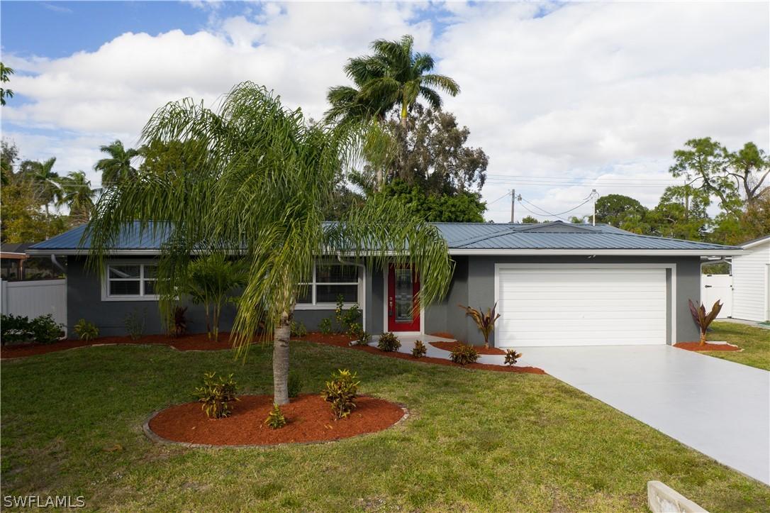 2413 Dover Ave., Fort Myers, FL 33907
