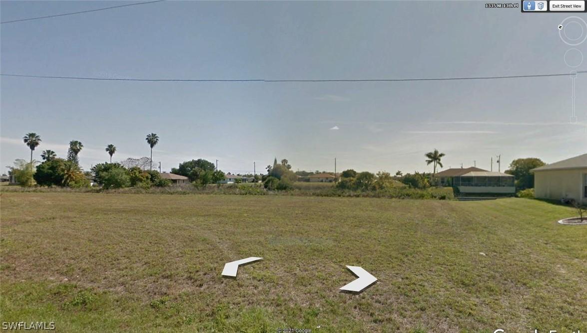 1335 NE 13th Pl., Cape Coral, FL 33909