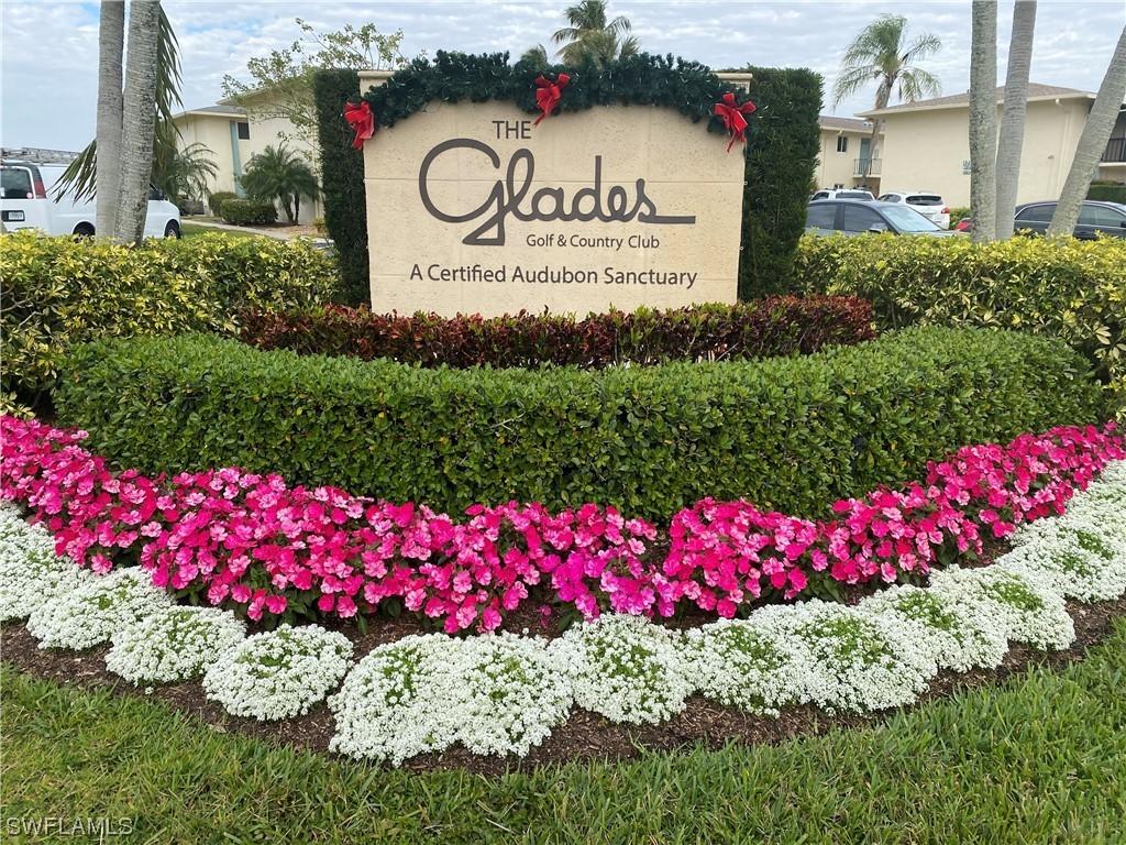 62 Glades Blvd. #1402, Naples, FL 34112