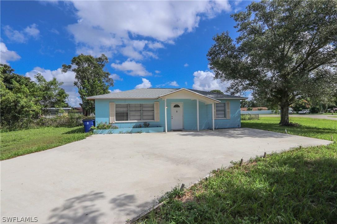 818 Gerald Ave., Lehigh Acres, FL 33936