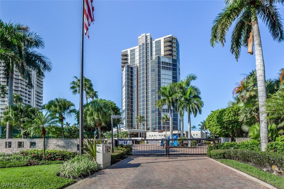 4951 Gulf Shore Blvd. #101, Naples, FL 34103