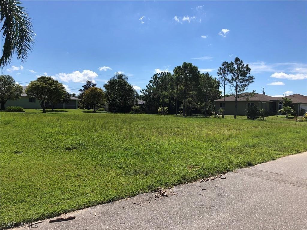 221 NE 7th Ave., Cape Coral, FL 33909