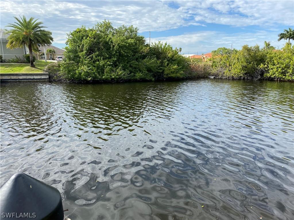 3306 SW 26th Pl., Cape Coral, FL 33914