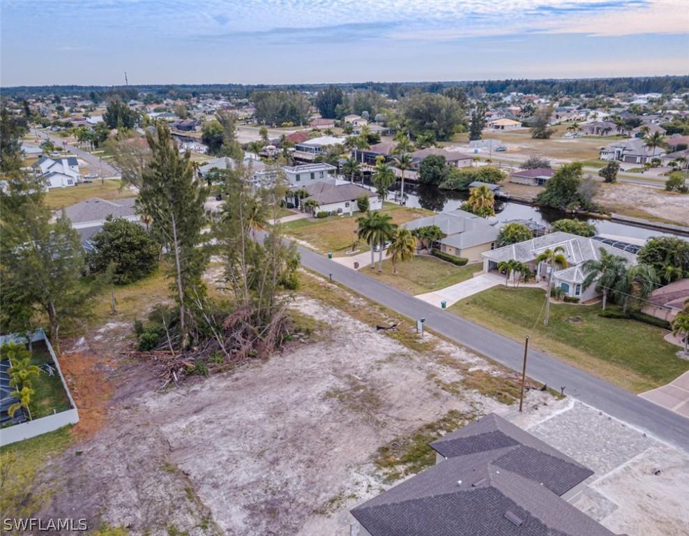 3805 SW 3rd Ter., Cape Coral, FL 33991