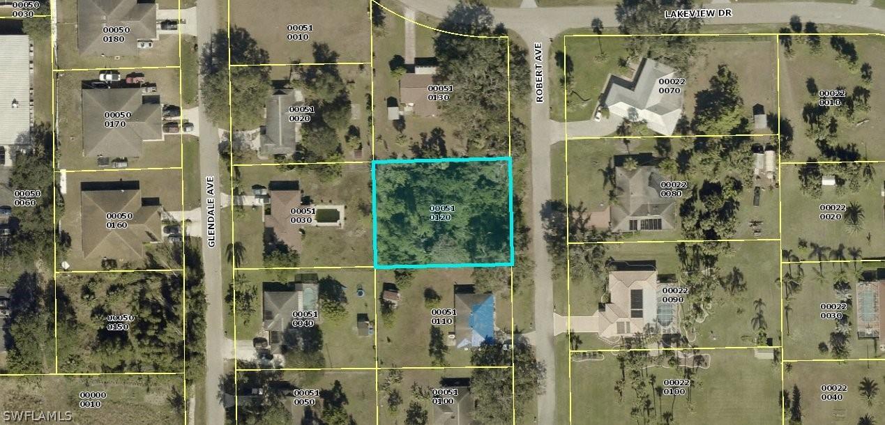 509 Robert Ave., Lehigh Acres, FL 33936