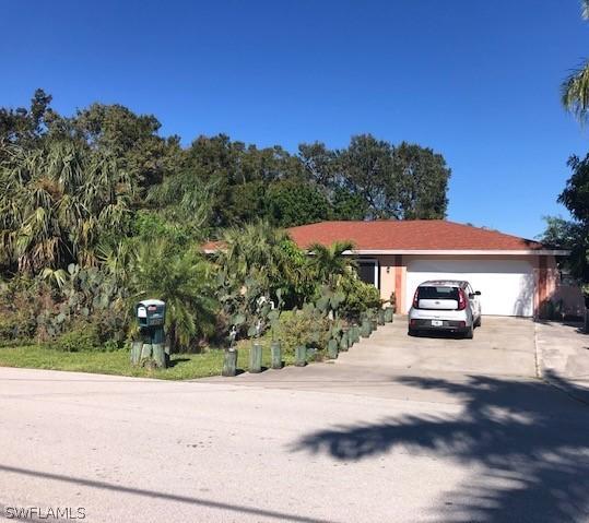 1909 SE 15th Ter., Cape Coral, FL 33990