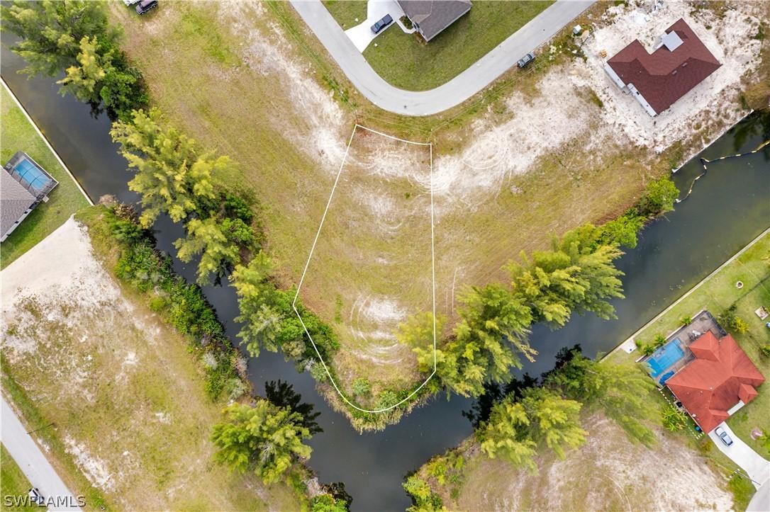 2219 SW 4th Ct., Cape Coral, FL 33991