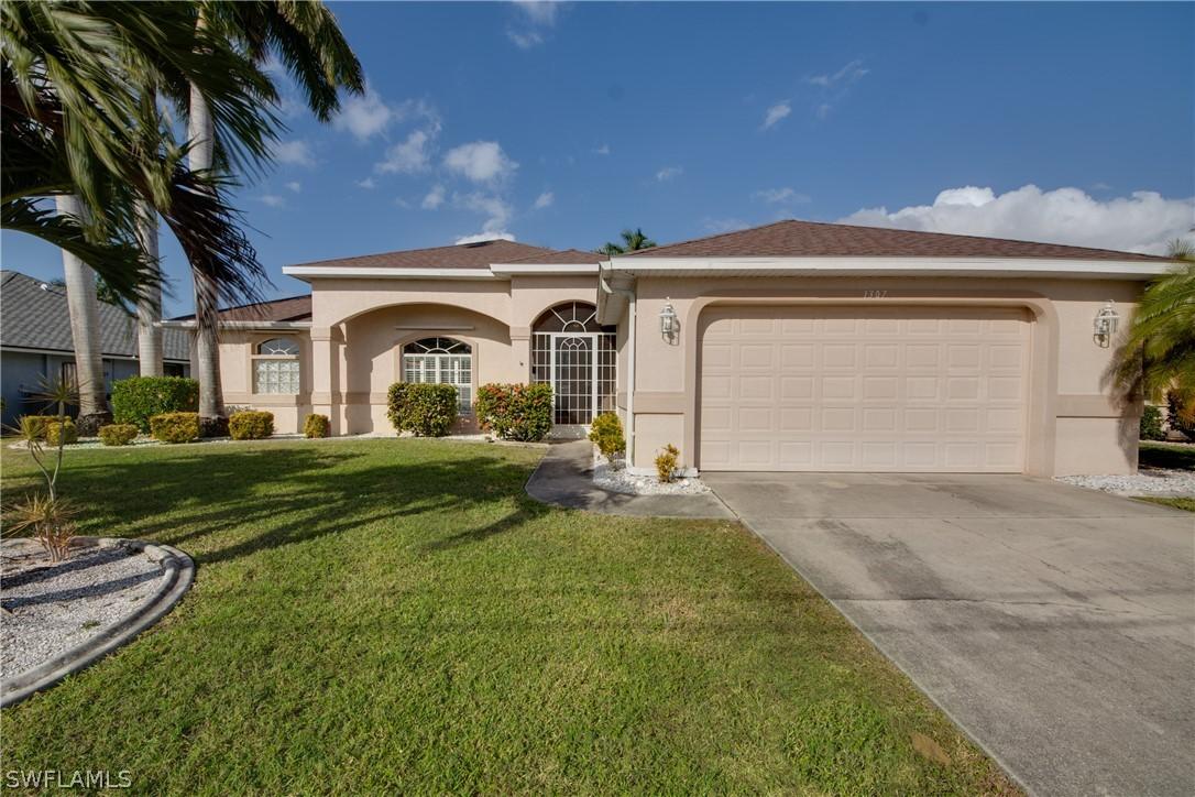 1307 SE 28th Ter., Cape Coral, FL 33904