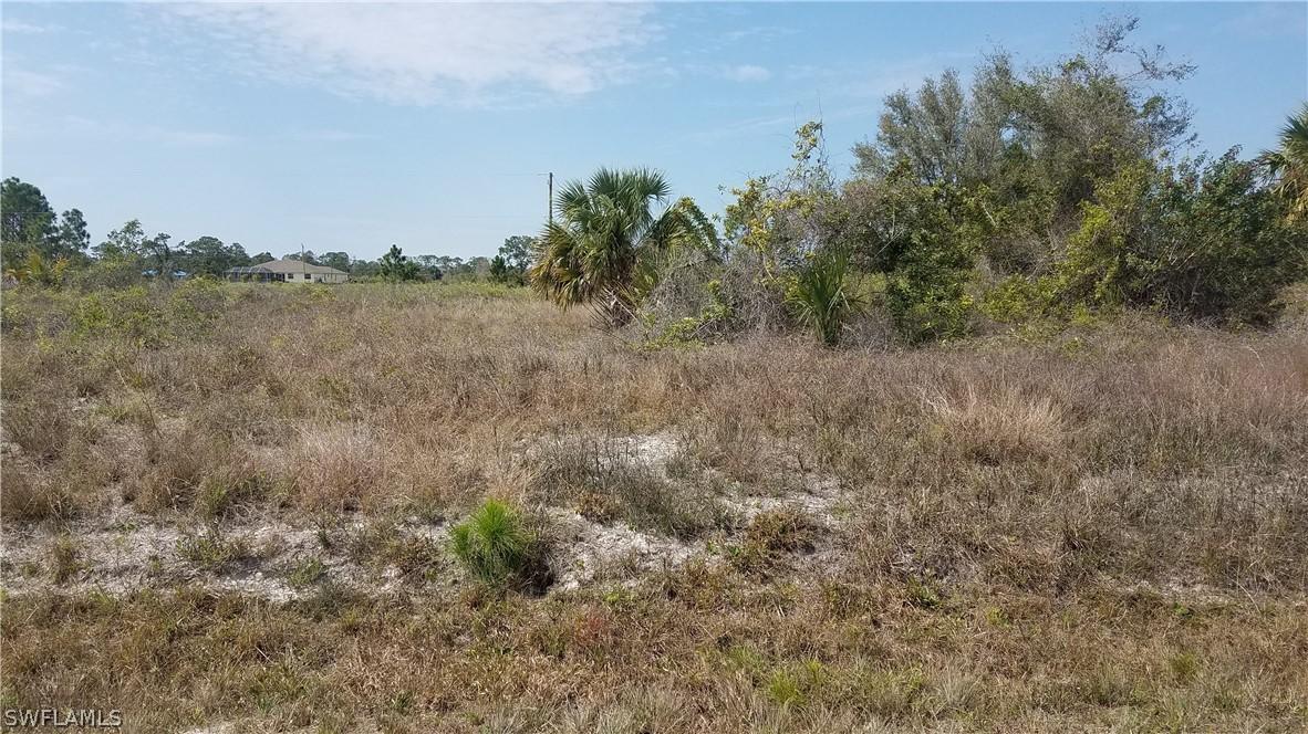 1030 Kirkwood St., Lehigh Acres, FL 33974