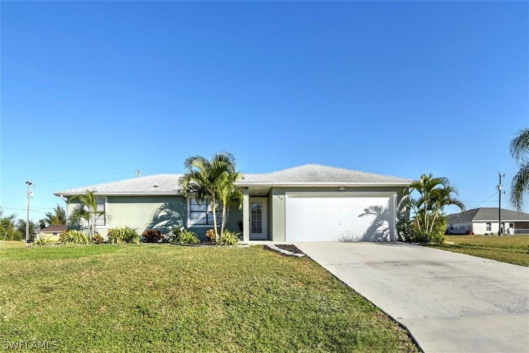 1723 NE 2nd Ave., Cape Coral, FL 33909