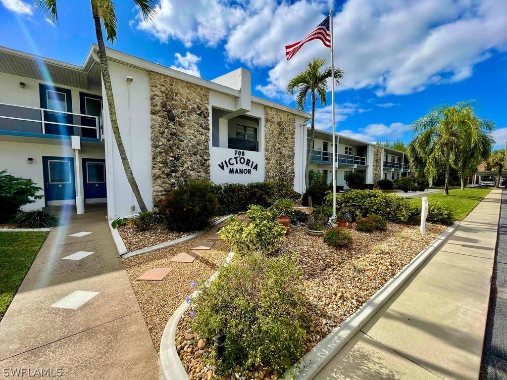 708 Victoria Dr. #104, Cape Coral, FL 33904