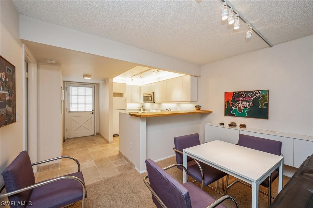 750 Mooringline Dr. #204, Naples, FL 34102