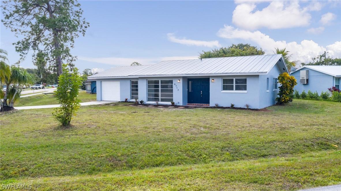 8713 Fordham St., Fort Myers, FL 33907