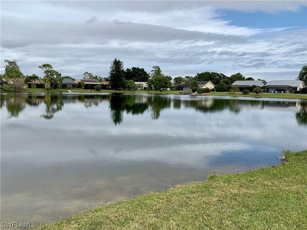 1450 Monarch Cir., Naples, FL 34116
