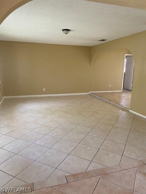 1146 SE 28th Ter., Cape Coral, FL 33904